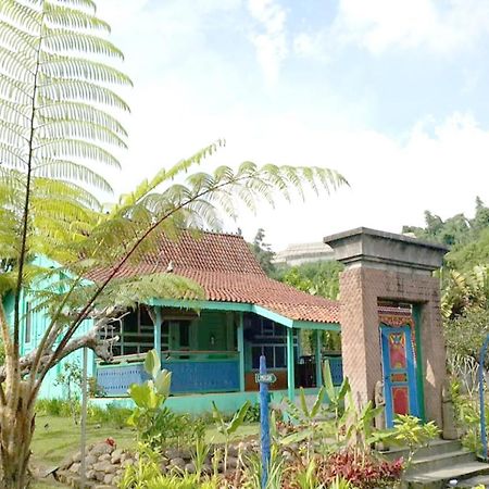 Jadul Village Resort Lembang Eksteriør billede