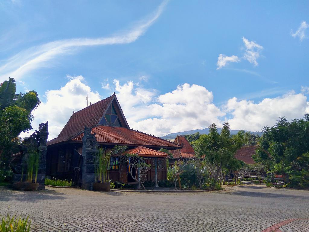Jadul Village Resort Lembang Eksteriør billede