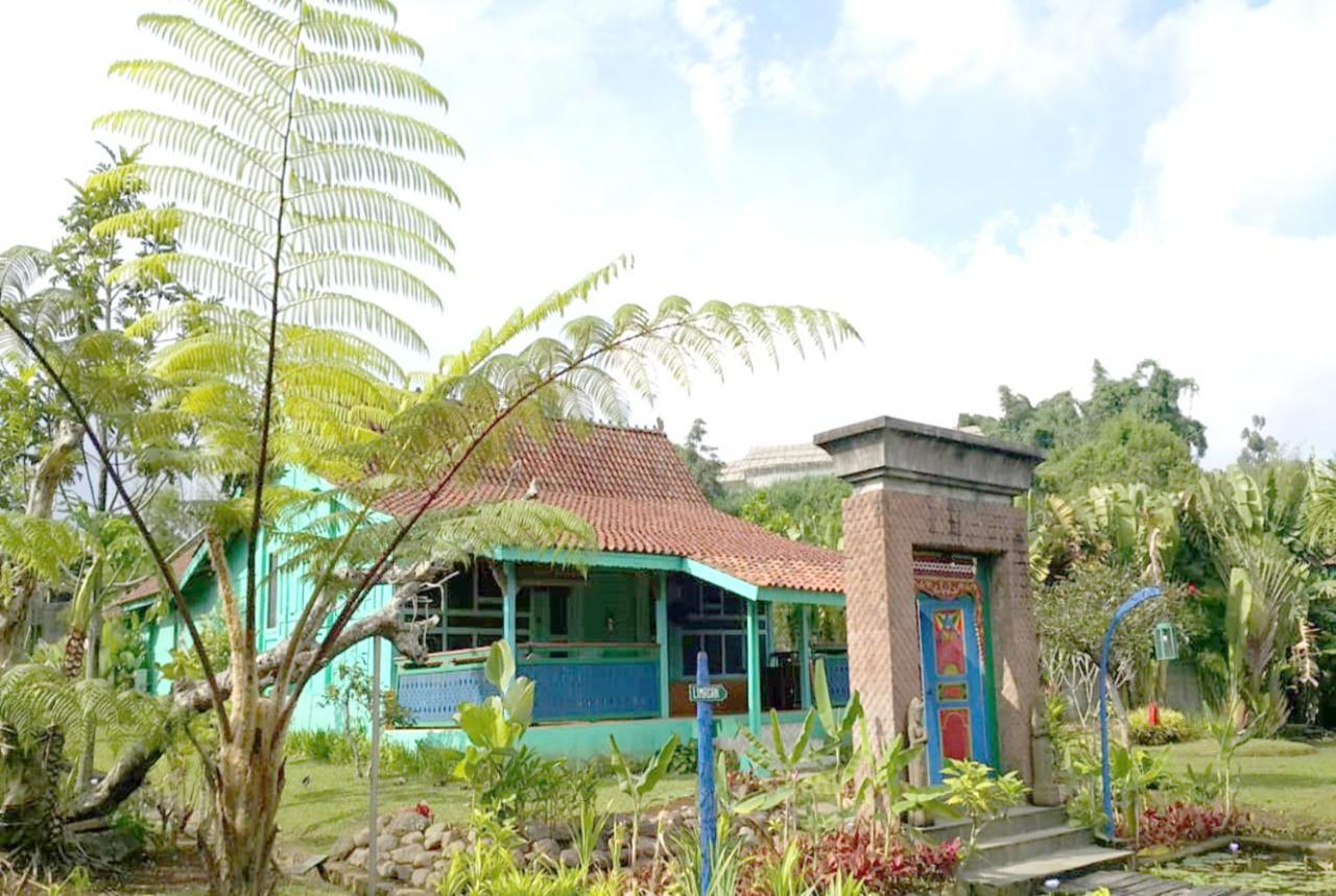 Jadul Village Resort Lembang Eksteriør billede